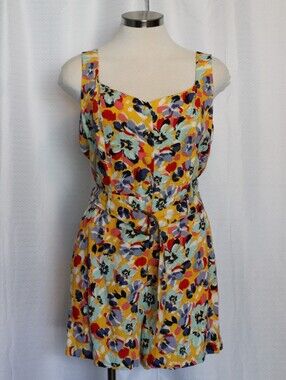 BCBGeneration NWT Floral Belted Romper Yellow Multicolor Size 8 Pockets